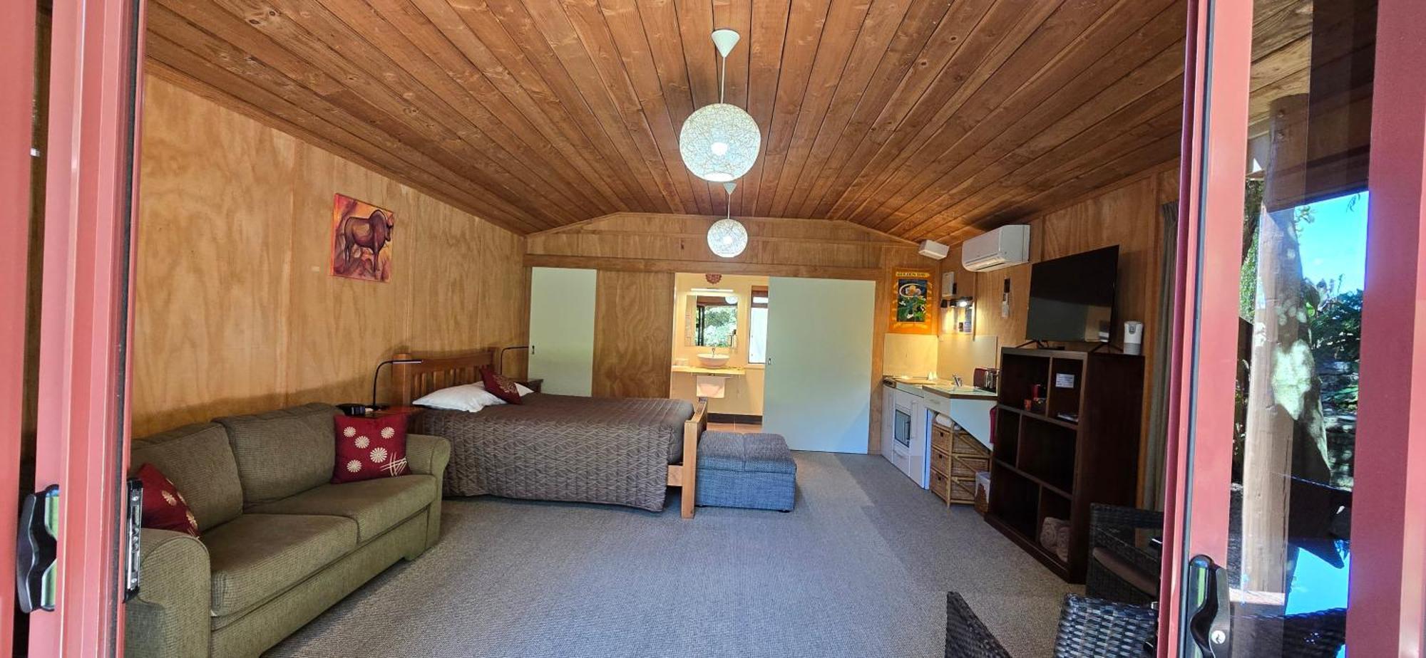 The Rocks Chalets Takaka Bagian luar foto