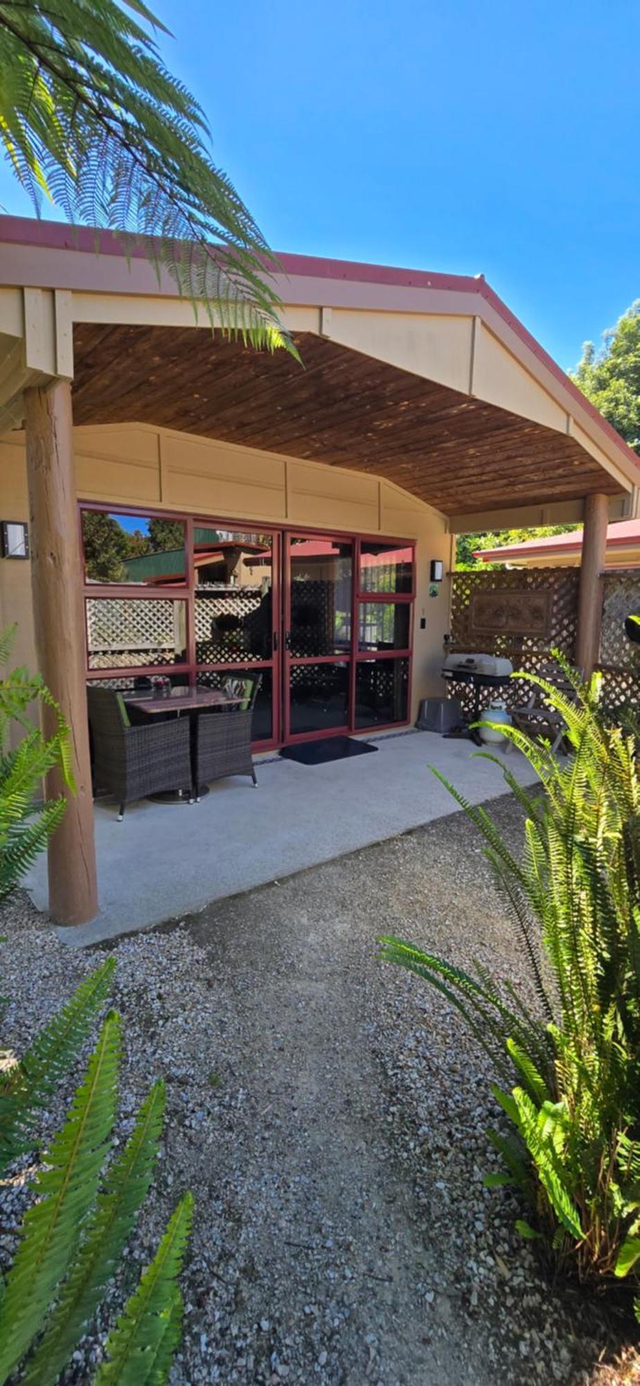 The Rocks Chalets Takaka Bagian luar foto