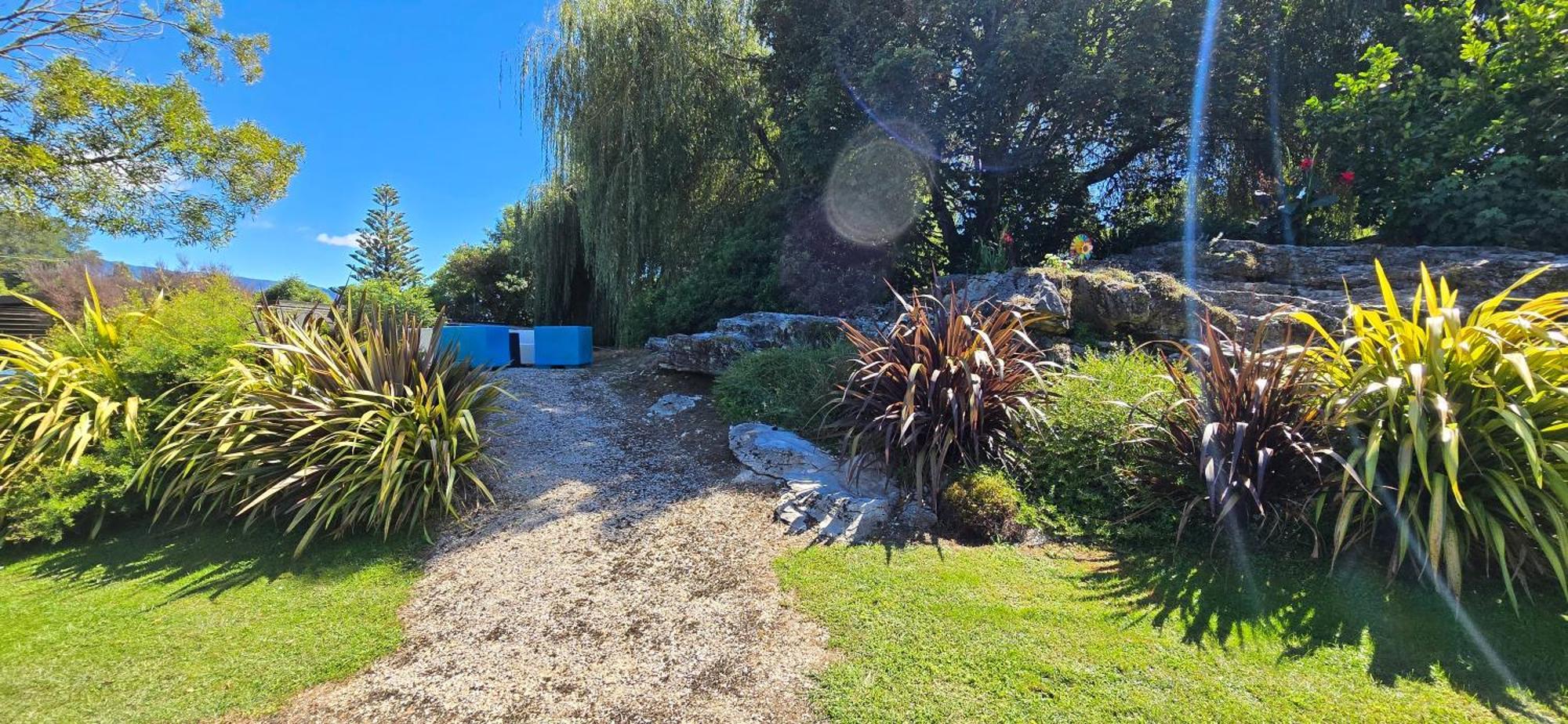 The Rocks Chalets Takaka Bagian luar foto