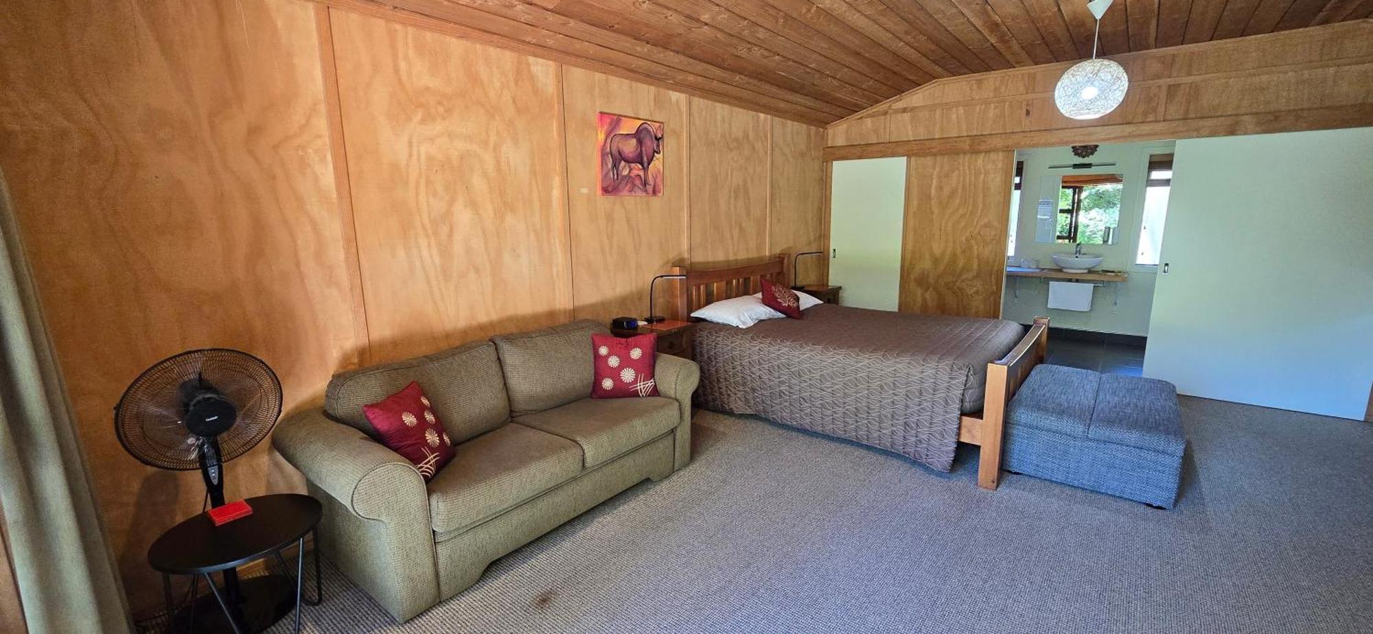 The Rocks Chalets Takaka Bagian luar foto