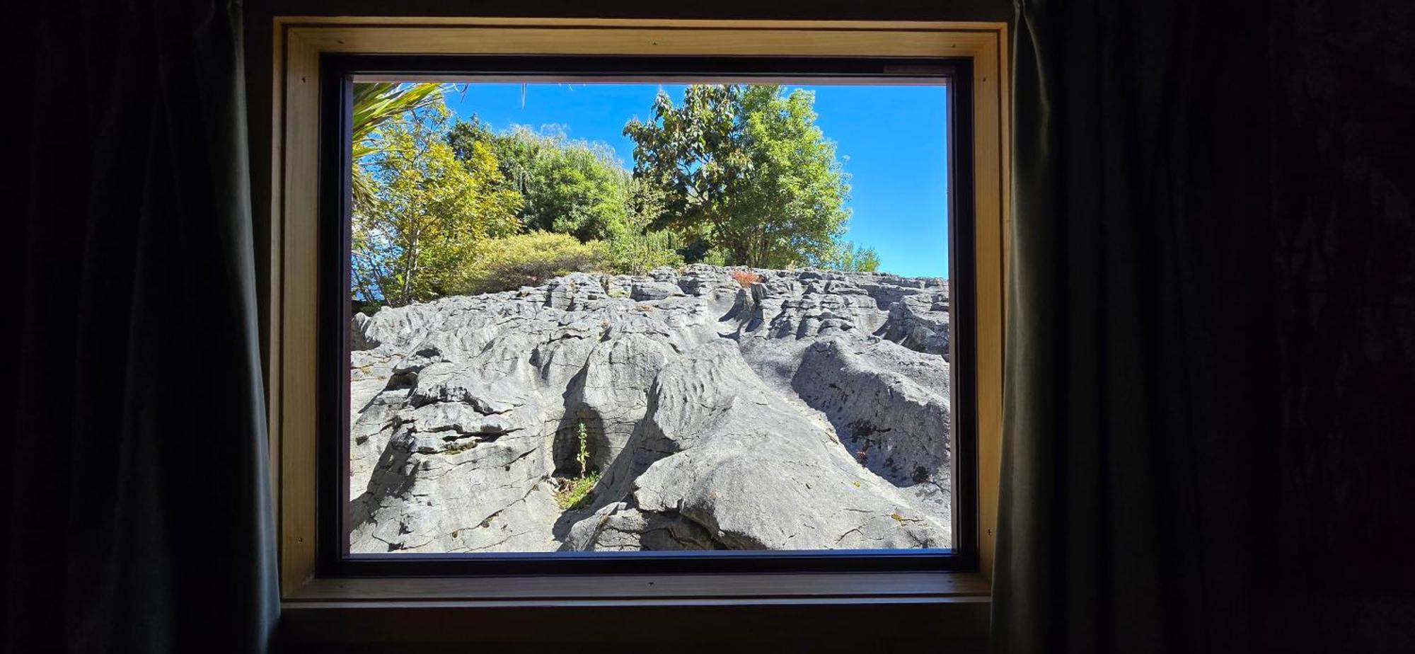 The Rocks Chalets Takaka Bagian luar foto